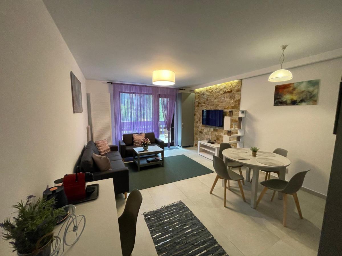 Castle Residence Apt. Zamorei Buşteni Eksteriør bilde